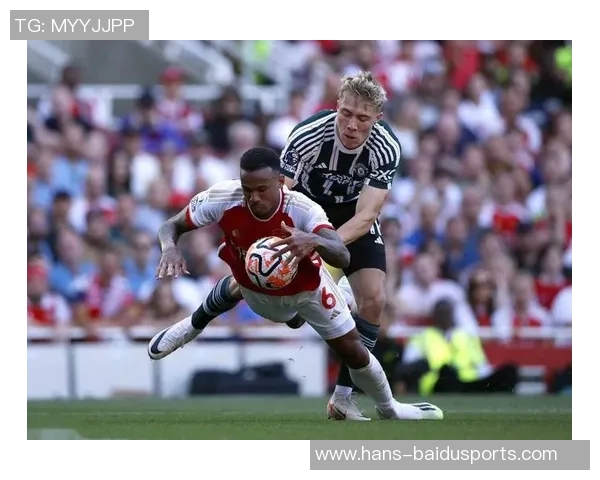 17年前的今天，阿森纳战胜曼联，纳斯里踢出生涯最佳一战