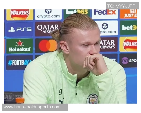 哈兰德与C罗越位数据对比：新老锋霸的区别